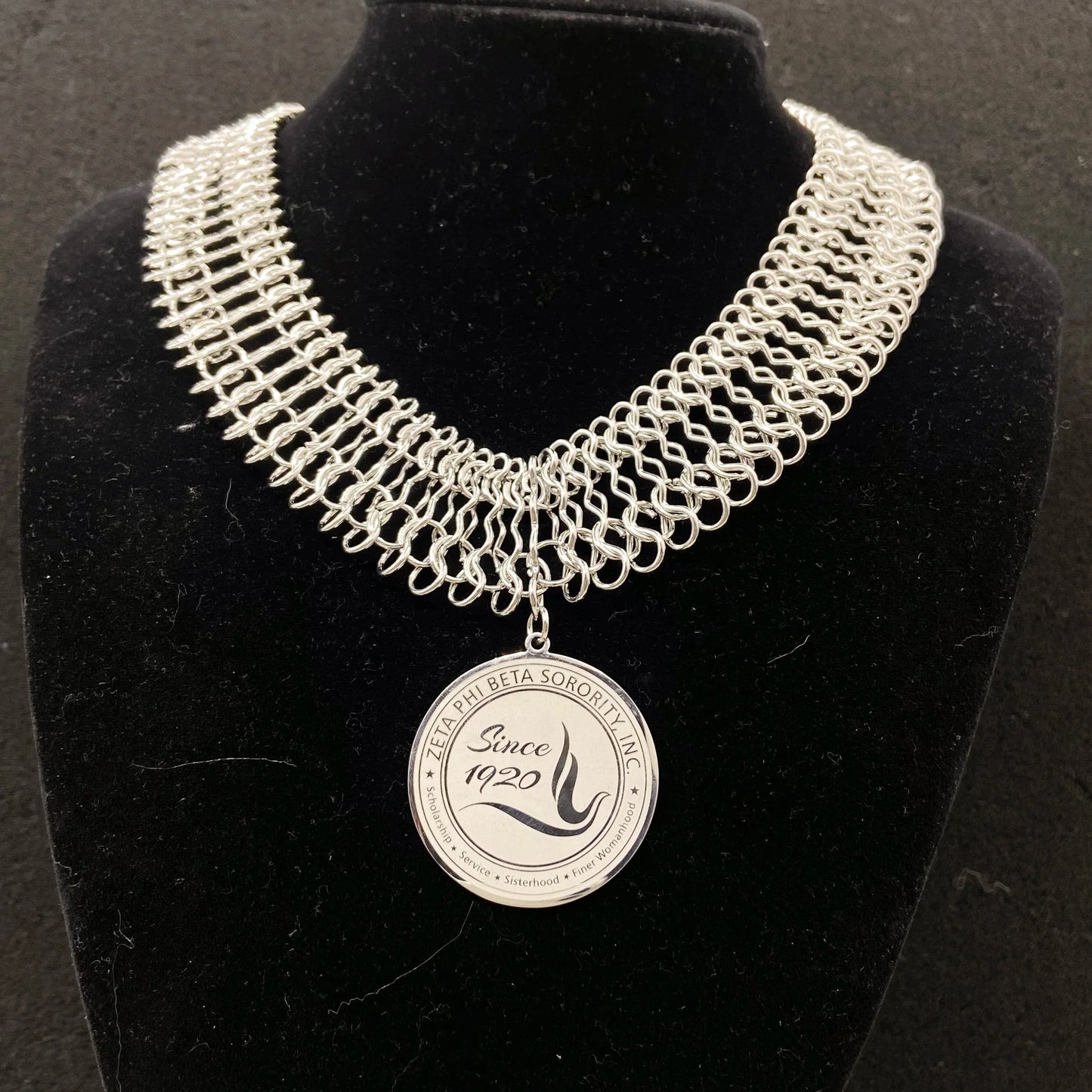 classic / 19CM / necklace Zeta Phi Beta Custom Greek Letter ZPB Dove Stainless steel Thick Chain Round Pendant Earrings Necklace Jewelry Set