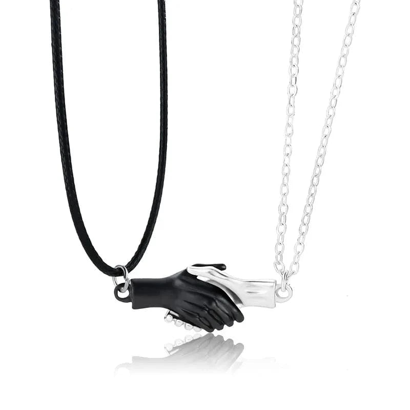 CLASSIC / Handshake Matte Black Matte Silver Set Couple Necklace A Pair of Magnets Don't Fade Valentine's Day Personality Girl Pendant Necklace Girl