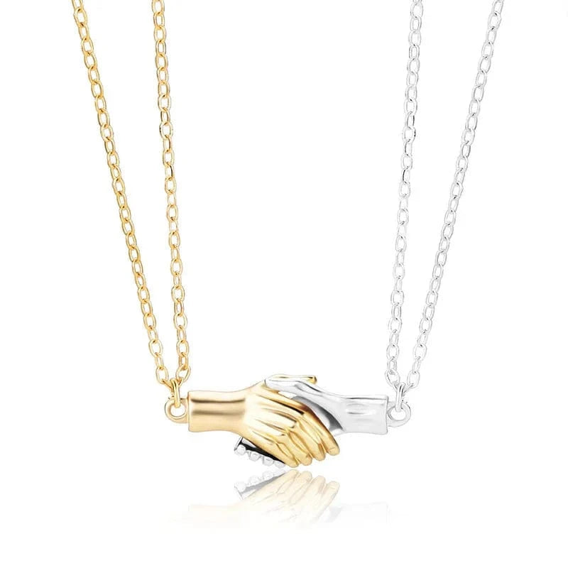 CLASSIC / Handshake White K KC Gold Set Couple Necklace A Pair of Magnets Don't Fade Valentine's Day Personality Girl Pendant Necklace Girl