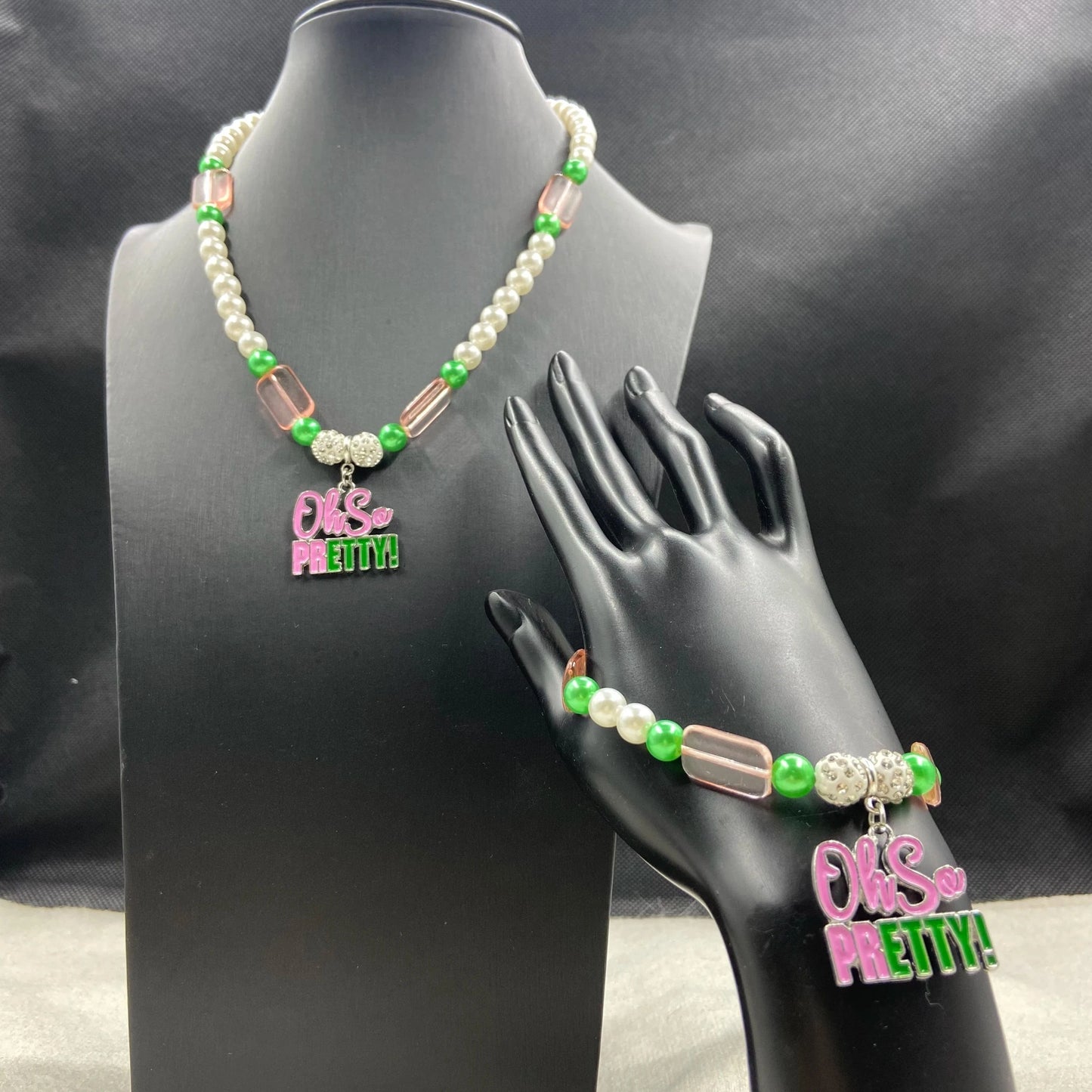 classic / Pink green set Pink Green Fashion Jewelry Necklace Bracelet Sets White Pearl Bead Enamel Letter Pendant Chain Choker for Women In Stock