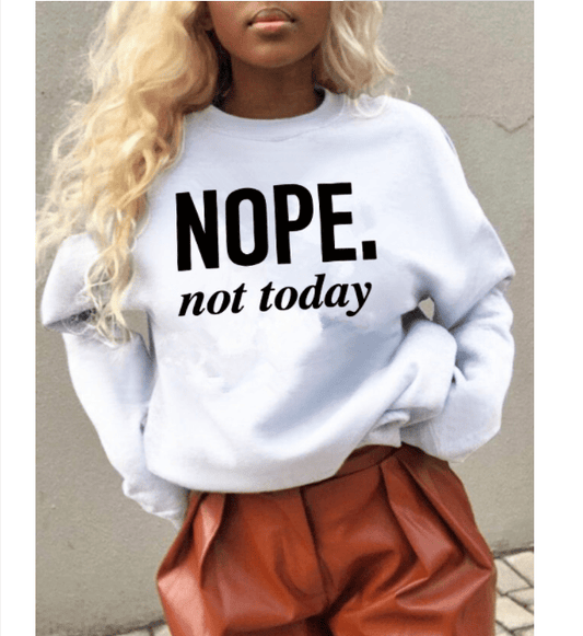 Custom OEM ODM Winter Women Long Sleeve Crew Neck Pullover Letters Print Graphic Sweatshirt