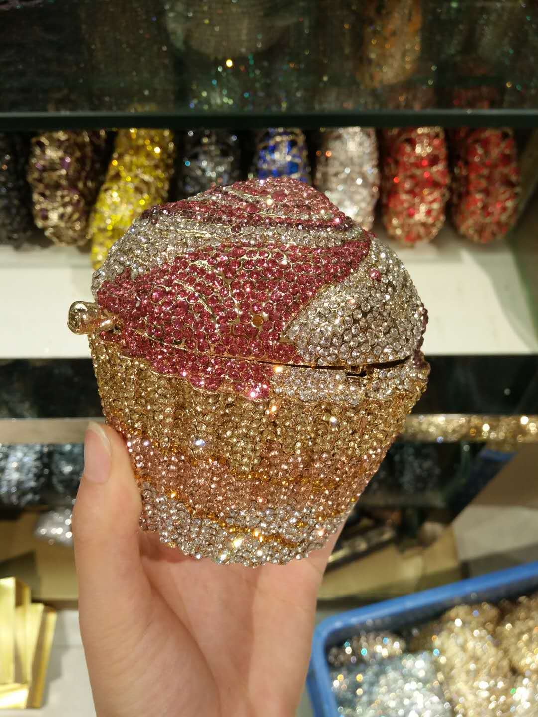Custom Women bling diamond party skull handbag hand rhinestone Pumpkin ice cream clutch Butterfly owl Swan  purse evening bags