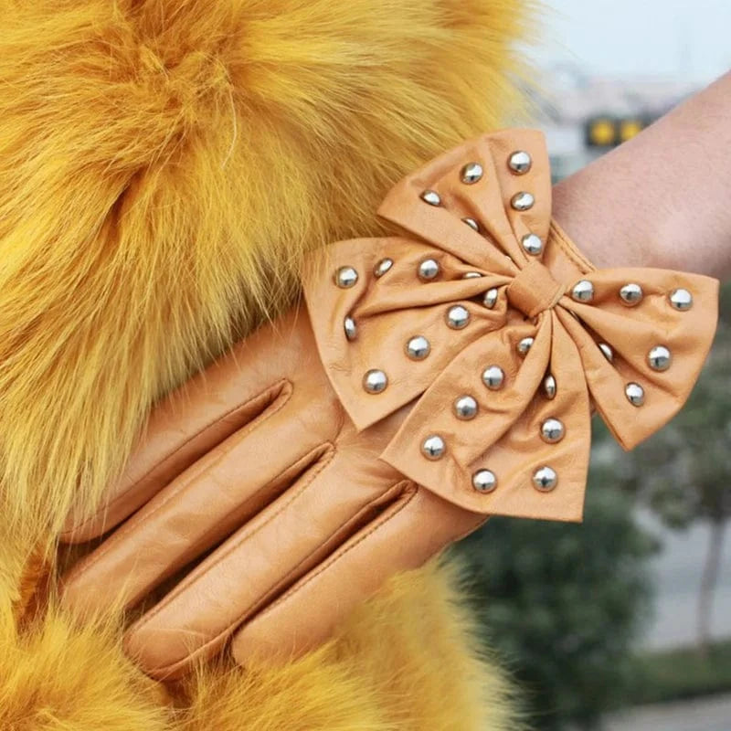 Cute texting Christmas gift women rivet Leather sheepskin gloves with bow