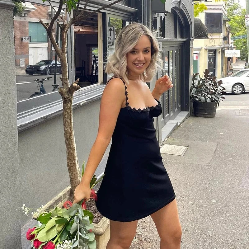 CUTENOVA X22DS138 2024 New Chic Solid Color Sling Lace Dress Elegant Casual Dress Women's Dress