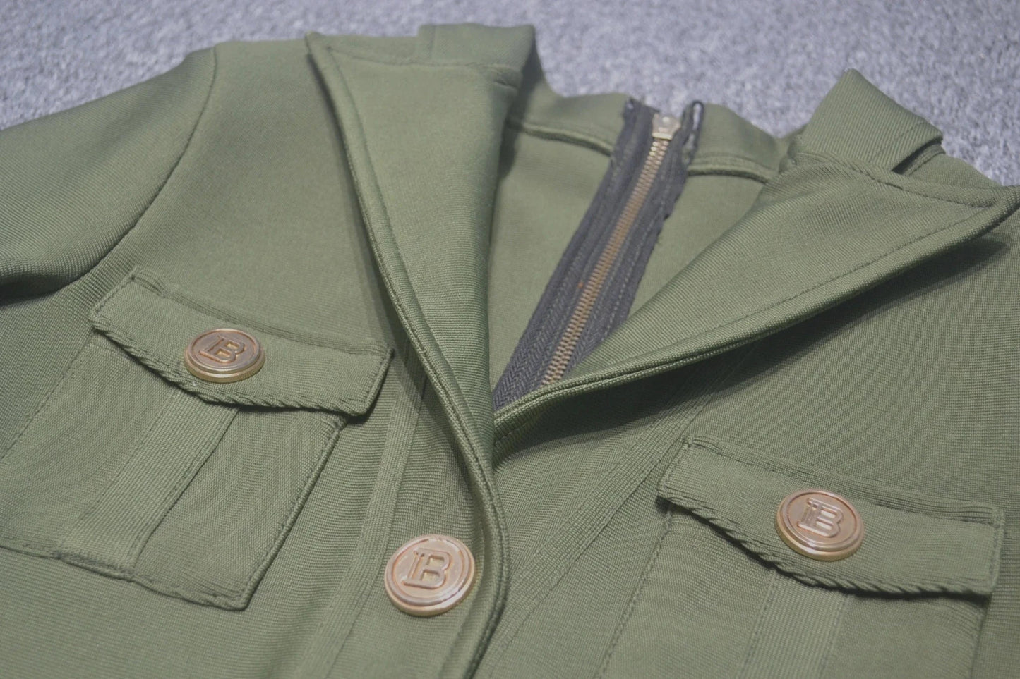 D8890 Ladies casual short sleeve v neck bodycon bandage dress