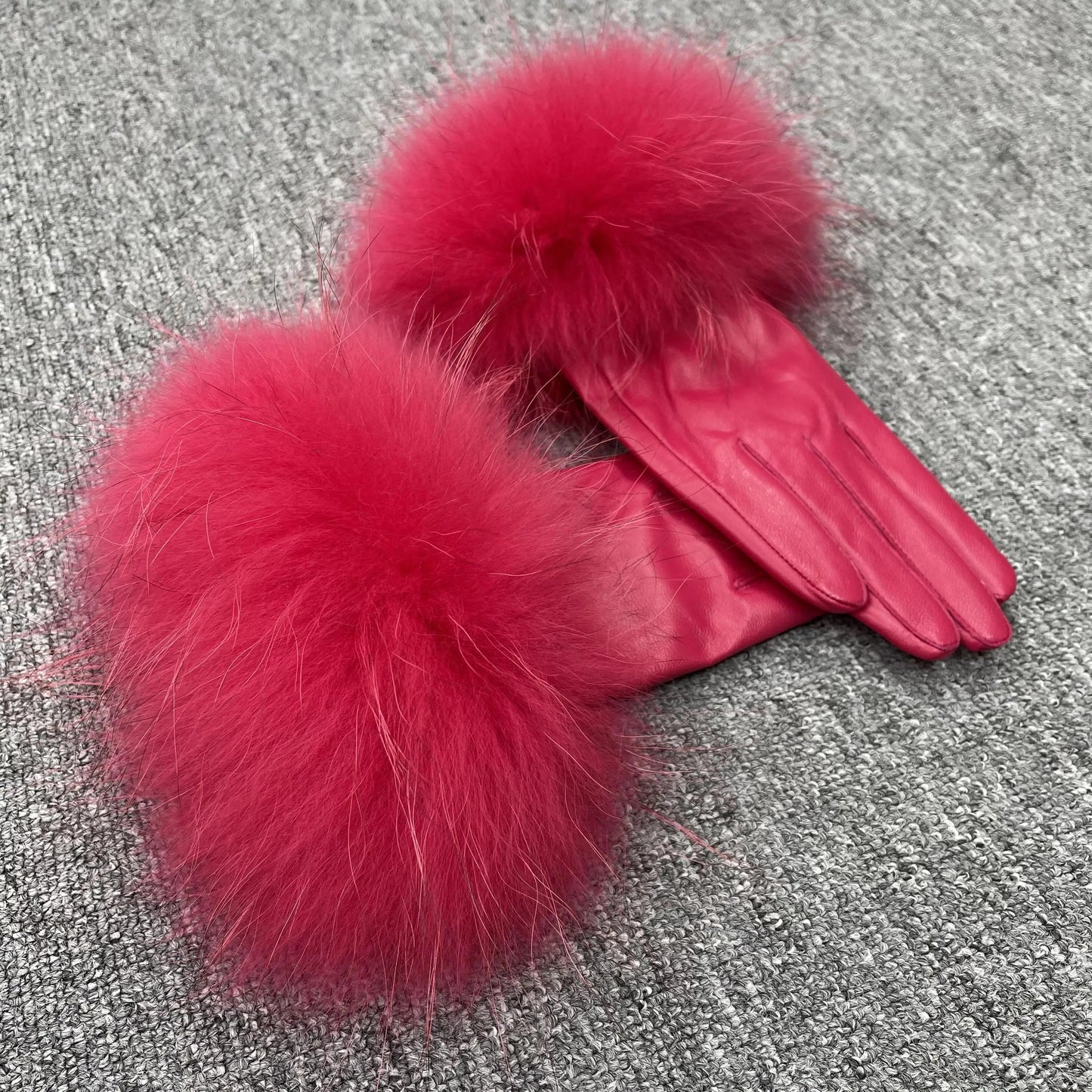 dark pink Modern Style Beautiful Design Colorful Raccoon Fur Cuff Genuine Leather Gloves For Women