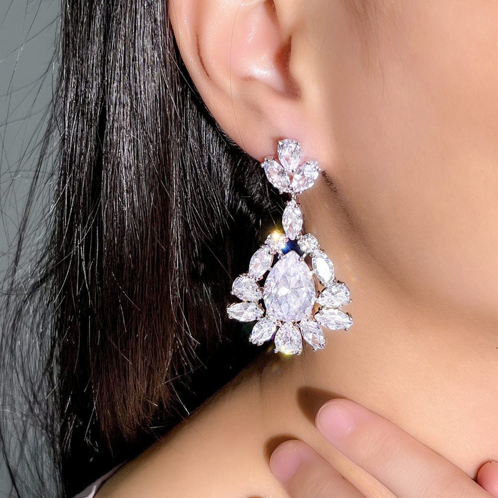 E0888 Glittering Cubic Zirconia Silver Plated Long Big Leaf Dangling Drop Wedding Bridal Earrings Luxury CZ Brides Jewelry Accessories