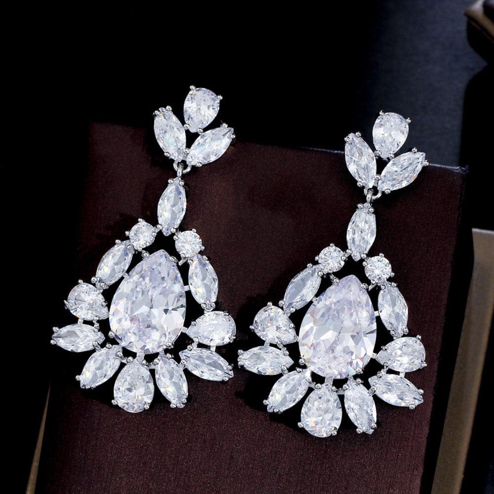 E0888 Glittering Cubic Zirconia Silver Plated Long Big Leaf Dangling Drop Wedding Bridal Earrings Luxury CZ Brides Jewelry Accessories