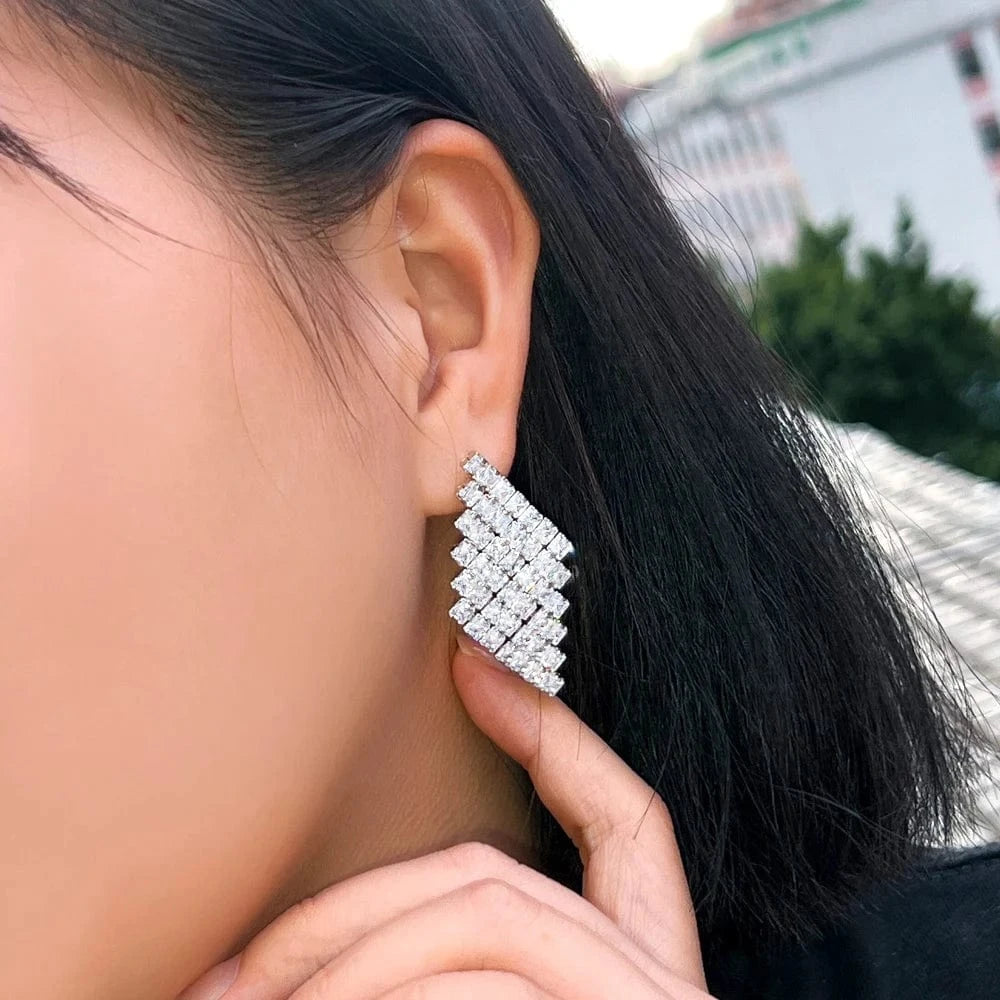 E1014 Full Shiny White Cubic Zirconia Stones Setting Big Rhombus Drop Earrings for Women Wedding Banquet Festival Jewelry Accessories