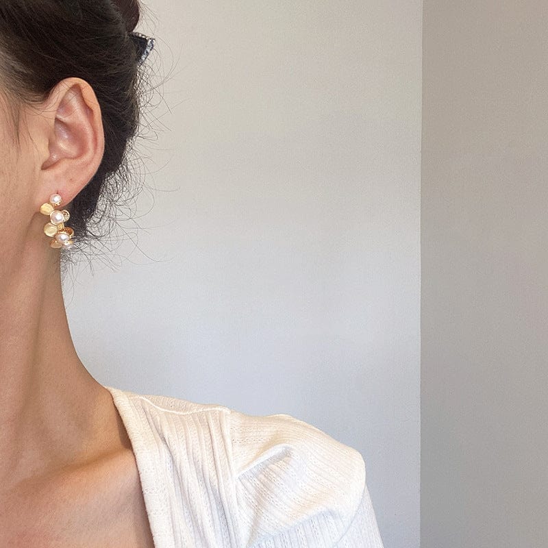 E3329 gold Origin Summer Exquisite Simulation Pearl Opals Hoop Earring for Women Girls Delicate Gold Color Metallic C Shape Earring Jewelry