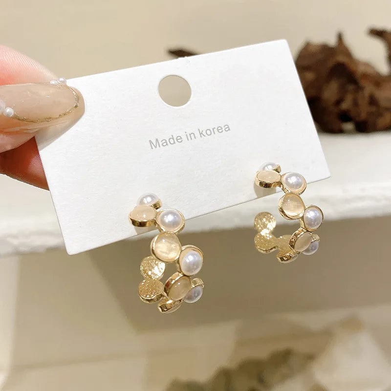 E3329 gold Origin Summer Exquisite Simulation Pearl Opals Hoop Earring for Women Girls Delicate Gold Color Metallic C Shape Earring Jewelry