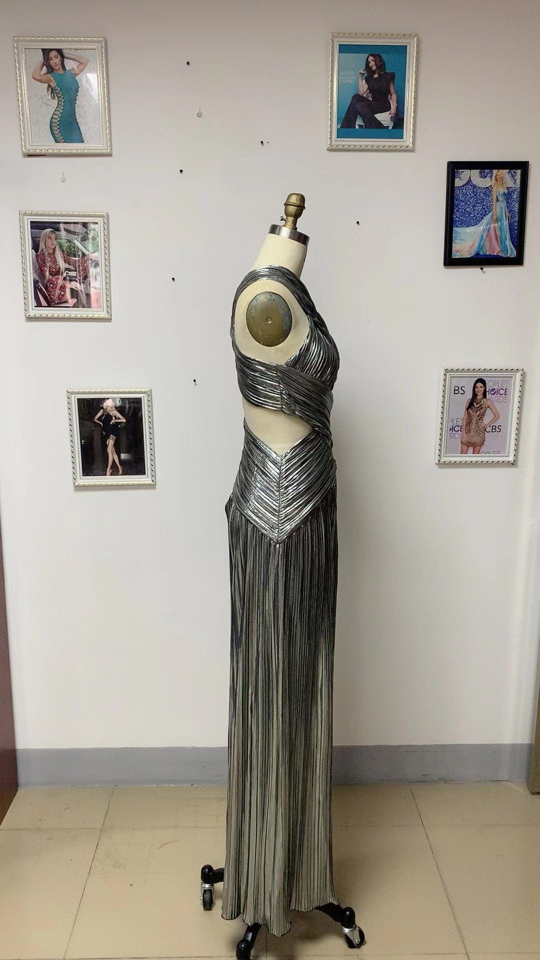 ED2175 Halter Criss-Cross Midi Pleated Dress Party Silver Gowns For Women Evening Dresses