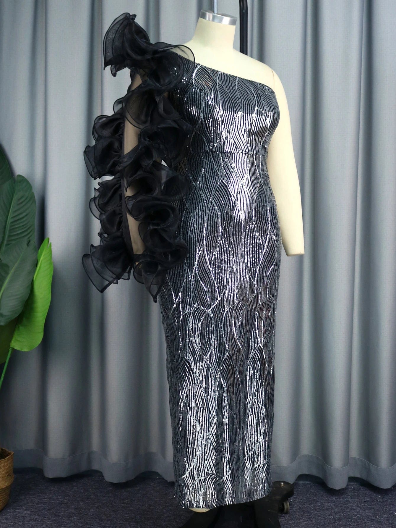 Elegant Ruffle AOMEI Lady Evening One Shoulder Long Sleeve Sequin Dress