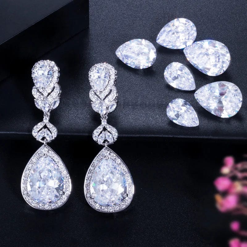 Elegant Water Drop Shaped Cubic Zirconia Crystal Women Dangle Hanging Bridal Long Earrings Luxury Wedding Jewelry for Brides