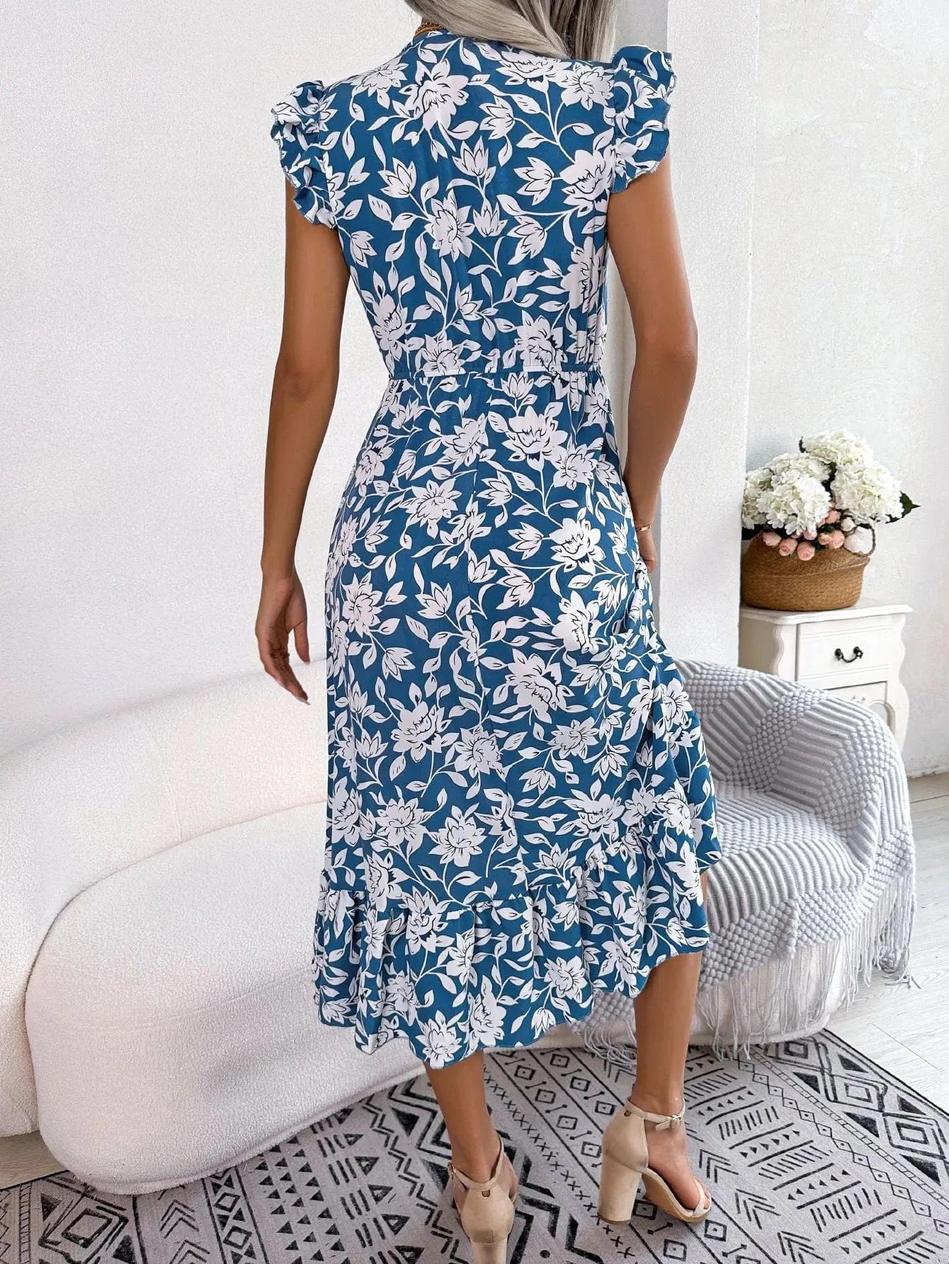 European and American Spring and Summer Casual wooden ear Flower Waist dress Holiday dress