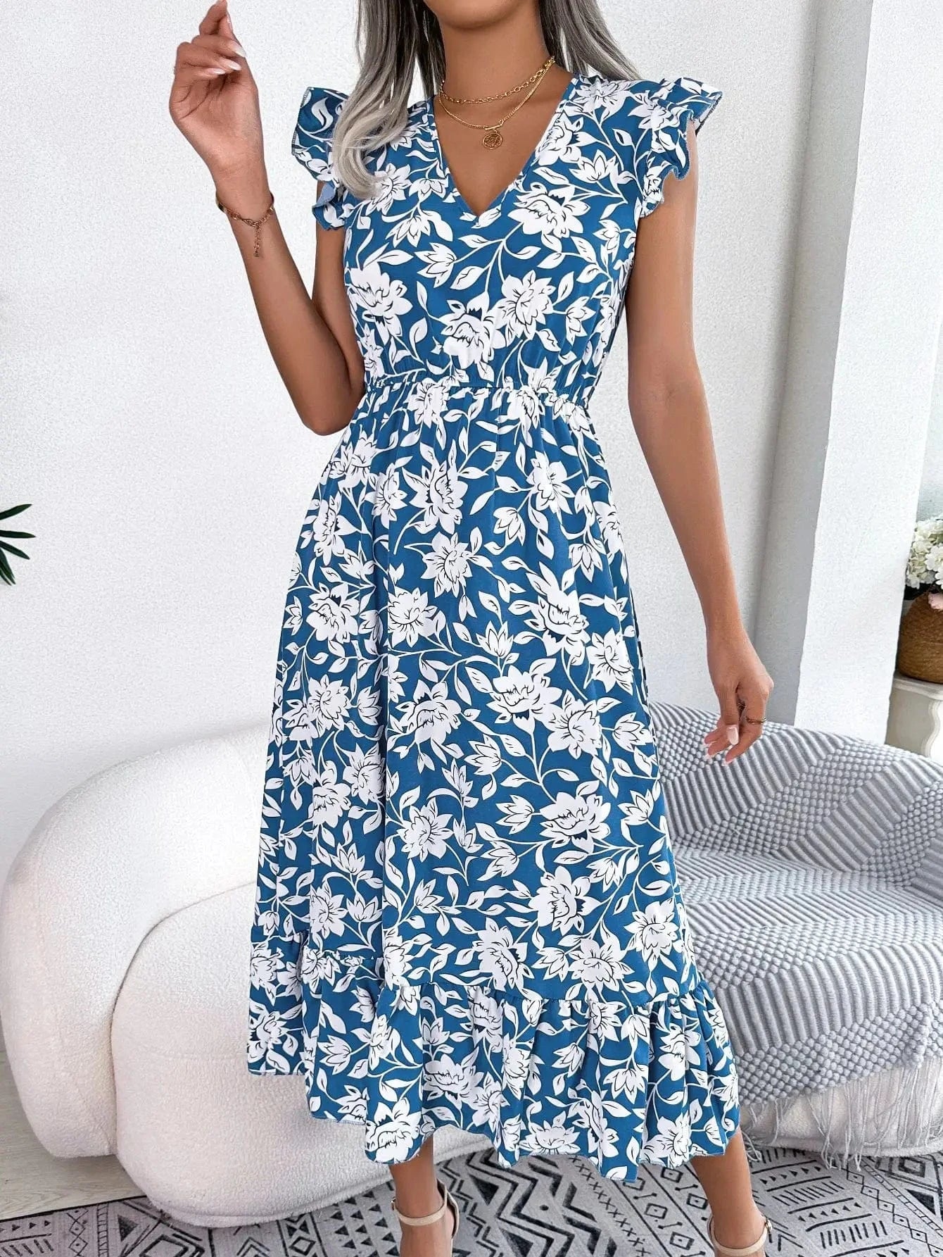 European and American Spring and Summer Casual wooden ear Flower Waist dress Holiday dress