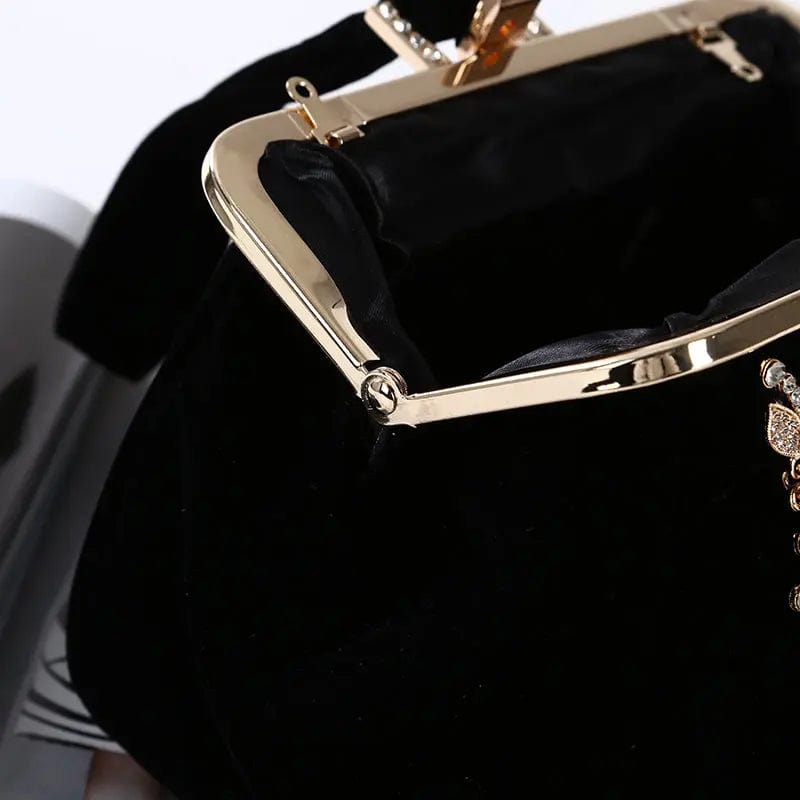 Factory direct wholesale classic jewel evening bag comfortable hand feeling velour luxury clutches women party more colors