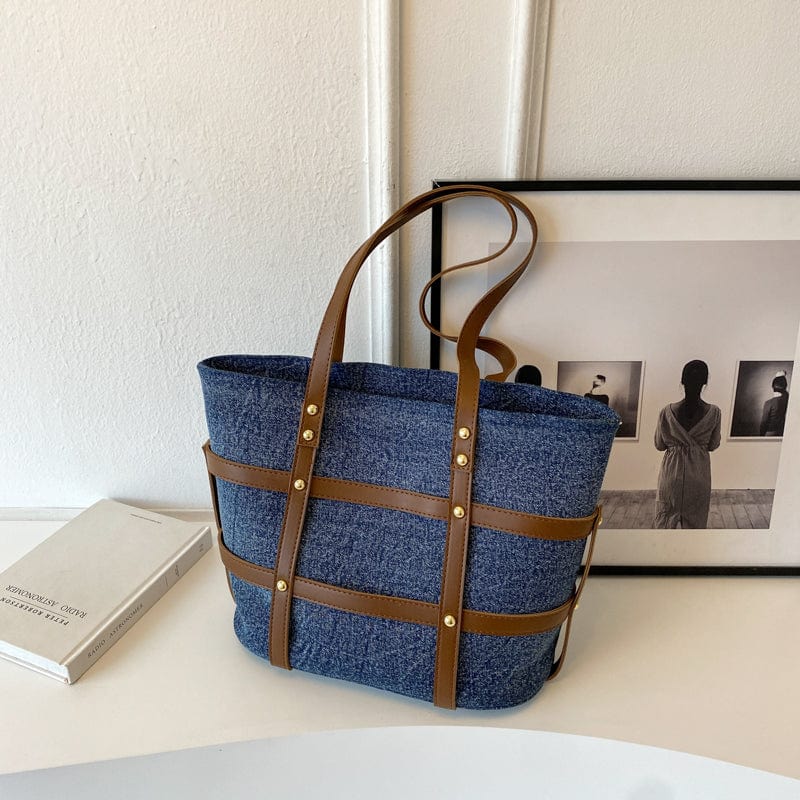 Factory Wholesale Handbags 2023 Light Lady Tote Bags Lady Fashion Purses For Woman