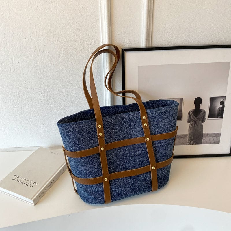 Factory Wholesale Handbags 2023 Light Lady Tote Bags Lady Fashion Purses For Woman