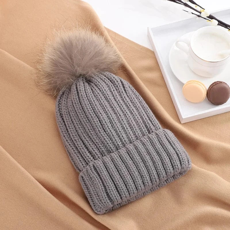 Factory Women Winter Cold-proof Thermal Knitted Wool Ball Hat