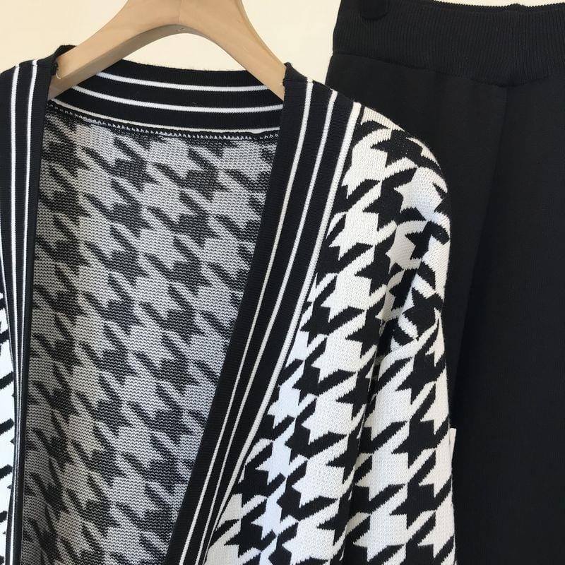 Fall New arrived 2022 women long sleeve knit fashionable sweater cardigan set with Pants 2 piece set for ladies