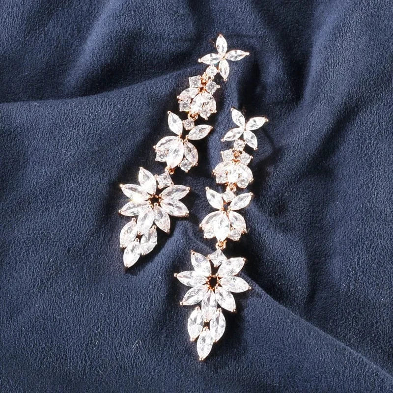 Fashion and fresh flowers classic water drop color retention earrings diamond wedding dinner women's long earrings