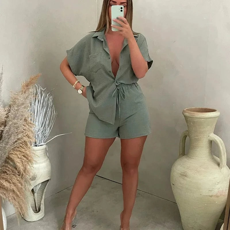Fashion Casual Women's Suit Solid Color Classic Single-Breasted Short-Sleeved Shirt Elastic Waist Shorts Two-piece Set
