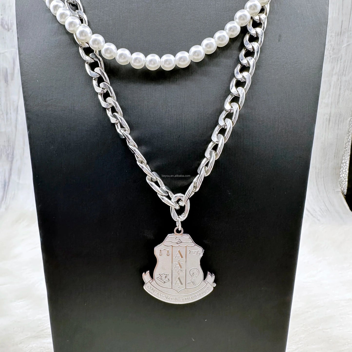 Fashion Delta DST Vintage Pearl Layer Stainless Steel Chain Necklace Fortitude Hollow Round Triangle Necklace Women Jewelry