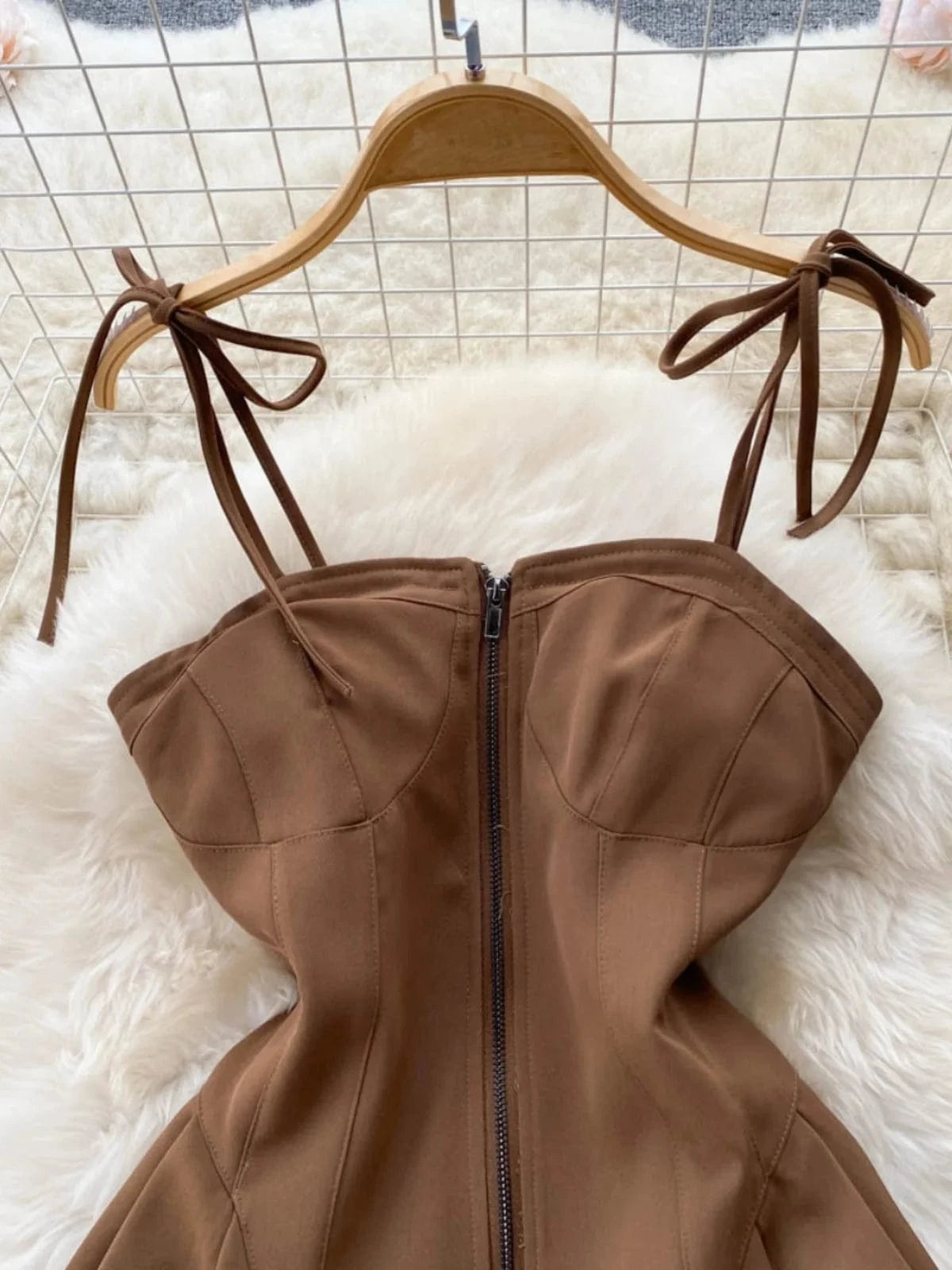 Fashion Wholesale Ladies Casual Sweet Pure A Line Short Dress For Women Customized Logo Tight Waist Pleated Women