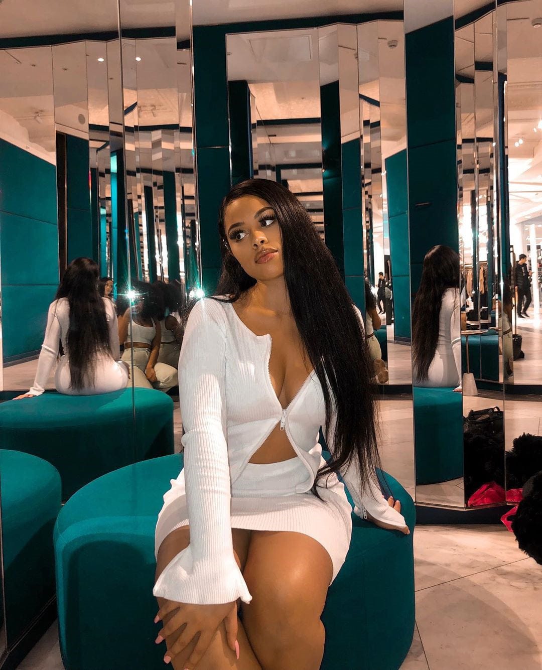 Fashion  Zipper Skirt And Custom-made  Long Sleeve Skirt Set Three Colors Two Piece Skirt Set Women
