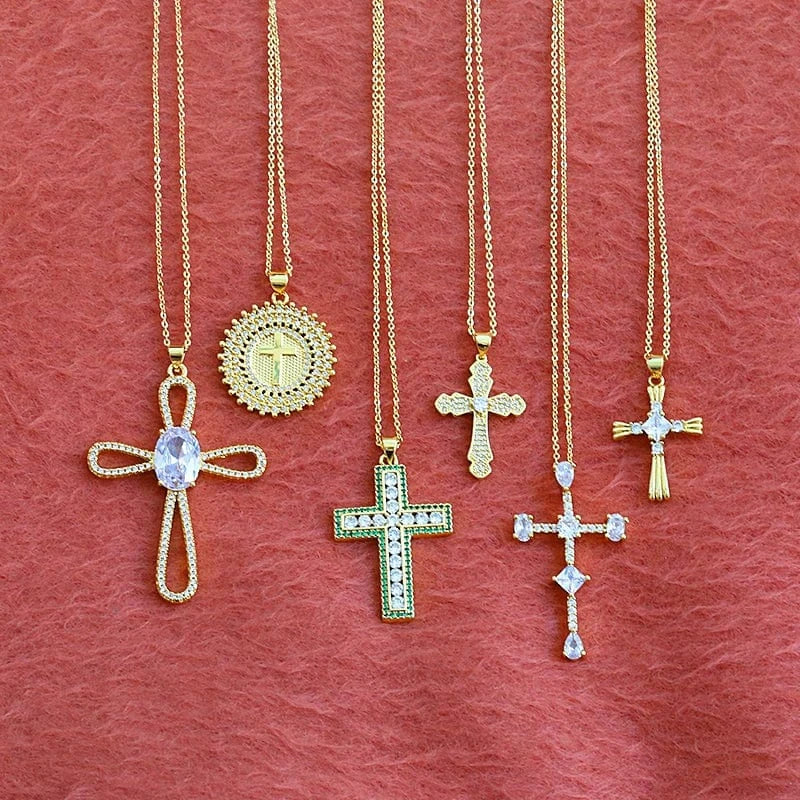 Flynee Luxury Cross Women Pendant Micro Pave Cubic Zirconia Cross Charm Plated 18K Real Gold Tiny Cross Necklace