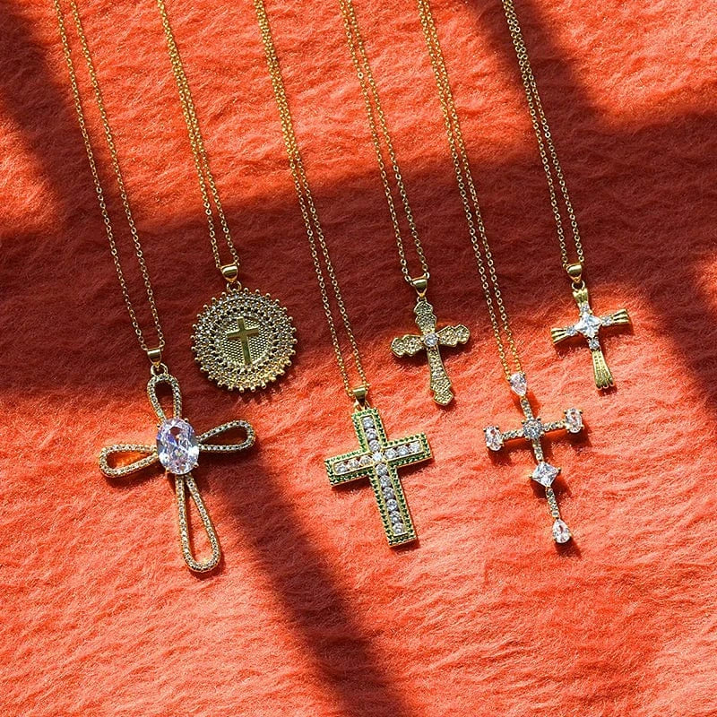 Flynee Luxury Cross Women Pendant Micro Pave Cubic Zirconia Cross Charm Plated 18K Real Gold Tiny Cross Necklace