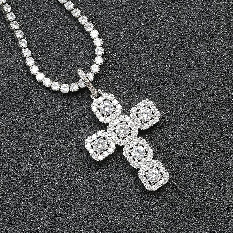 Flynee Luxury Cross Women Pendant Micro Pave Cubic Zirconia Cross Charm Plated 18K Real Gold Tiny Cross Necklace