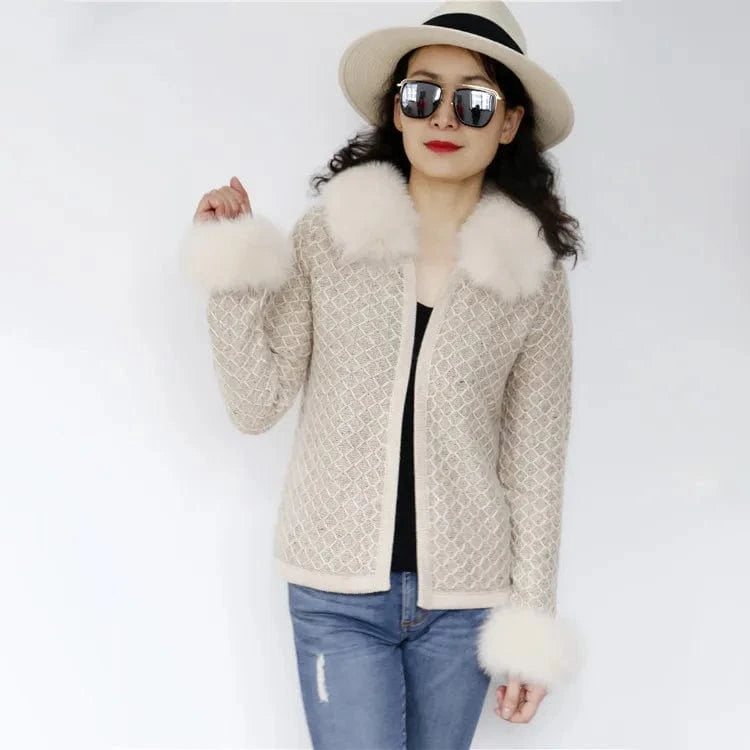 Free / Beige Fashion warm women knit sweater with fox fur collar elegant ladies winter cardigan sweater