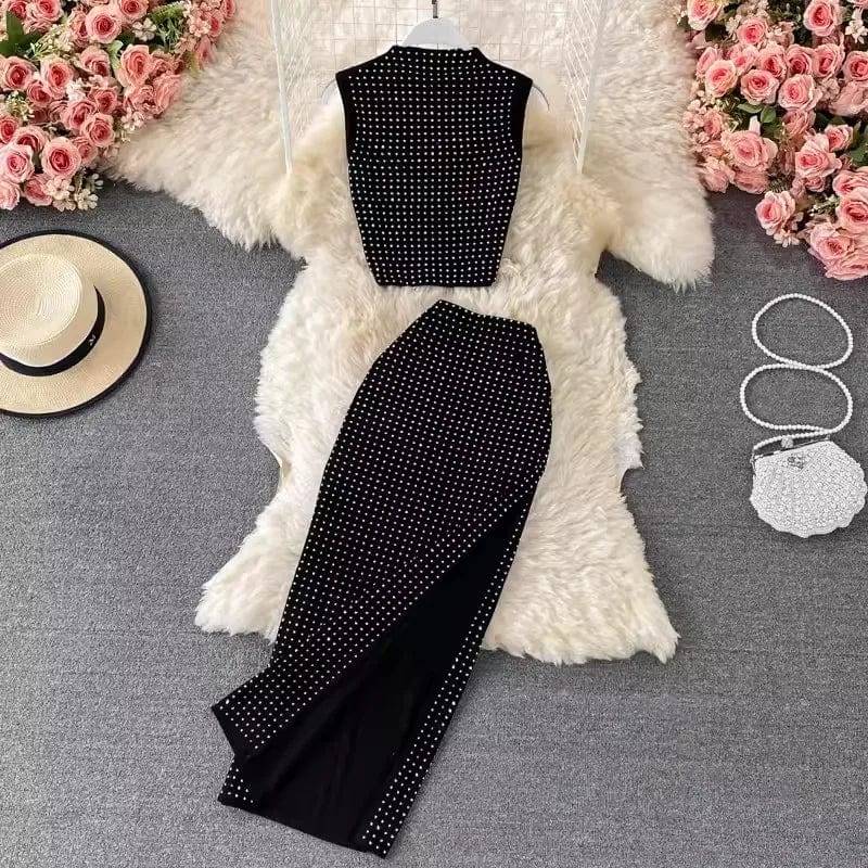 Free / Black One size  High waisted sexy buttocks split hot diamond skirt Standing collar sleeveless vest Mid length skirt two-piece set