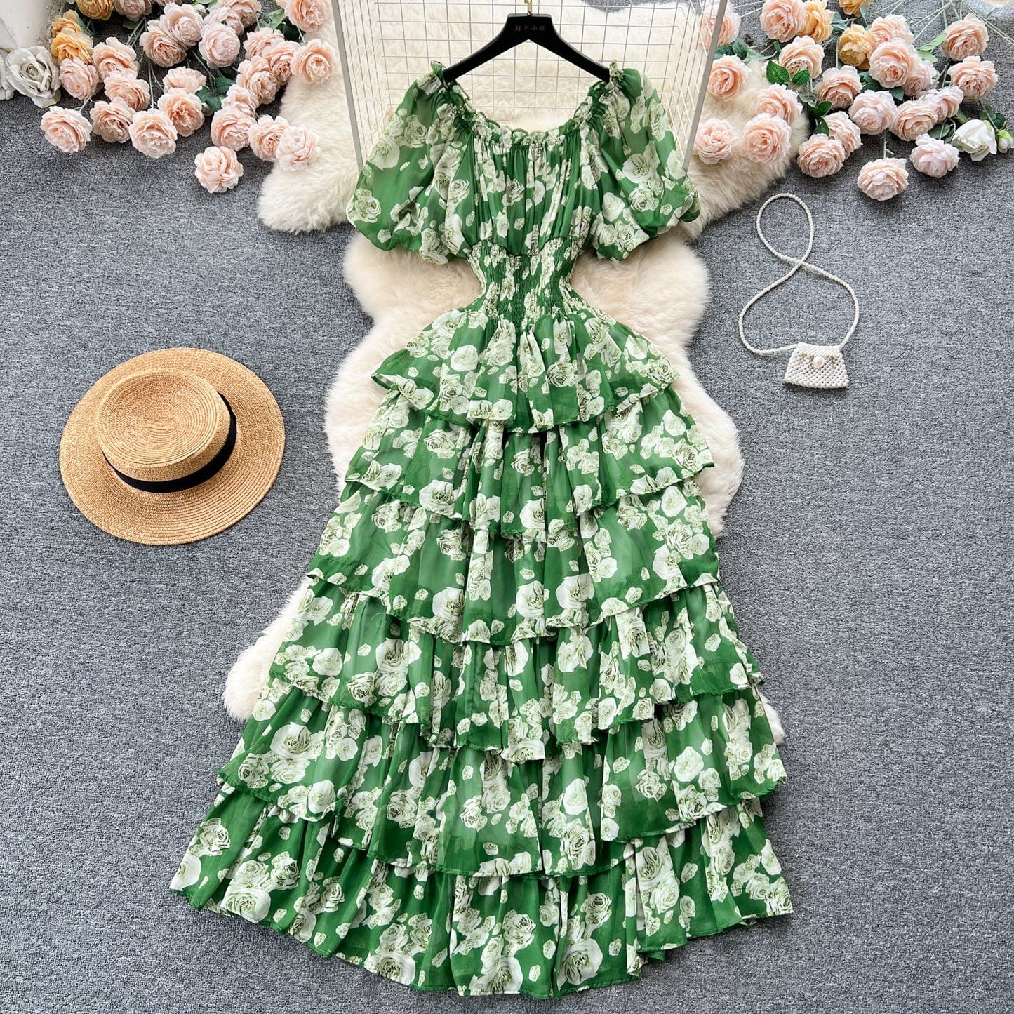 Free / green New Retro Romantic Sense Floral Dress Female Summer Bubble Sleeve Waist Design Niche Chic SeniorSsense Cake Dress