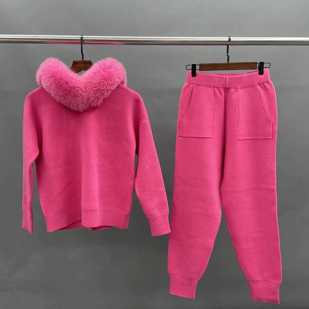 Free / hot pink Two piece fashion new design casual women knit suit with fur collar