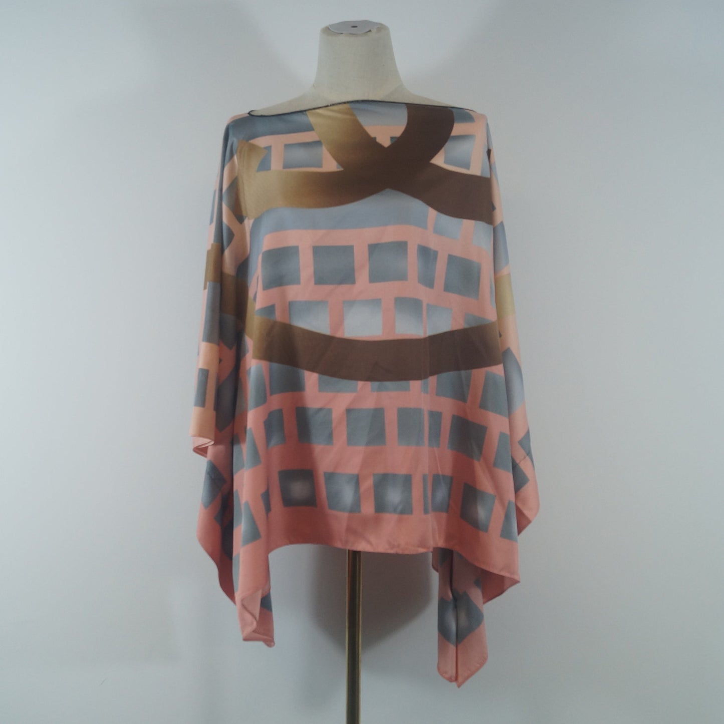 Free / NO1 Yulaili Good Selling Kaftans Beach For Women Kaftan Silk Nighty Moroccan Beachwear Muslim Cropped Top