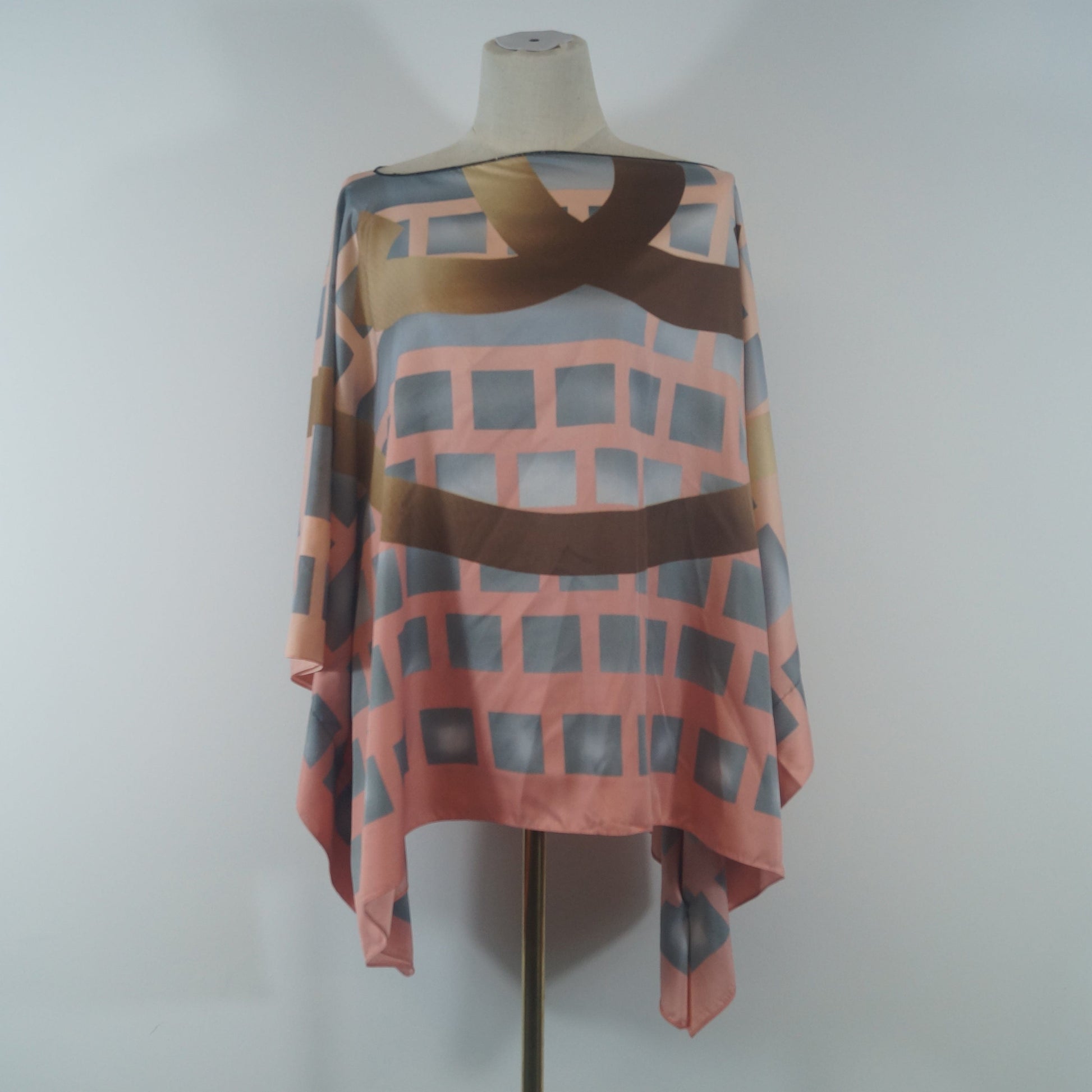 Free / NO1 Yulaili Good Selling Kaftans Beach For Women Kaftan Silk Nighty Moroccan Beachwear Muslim Cropped Top