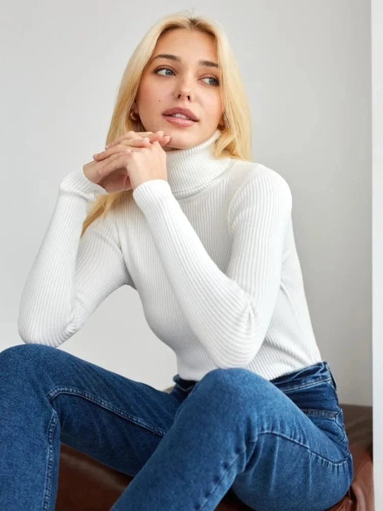 Free / White Turtleneck sweater Knitted Base shirt European and American 2023 Autumn Sweater Turtleneck pullover Sweater for women