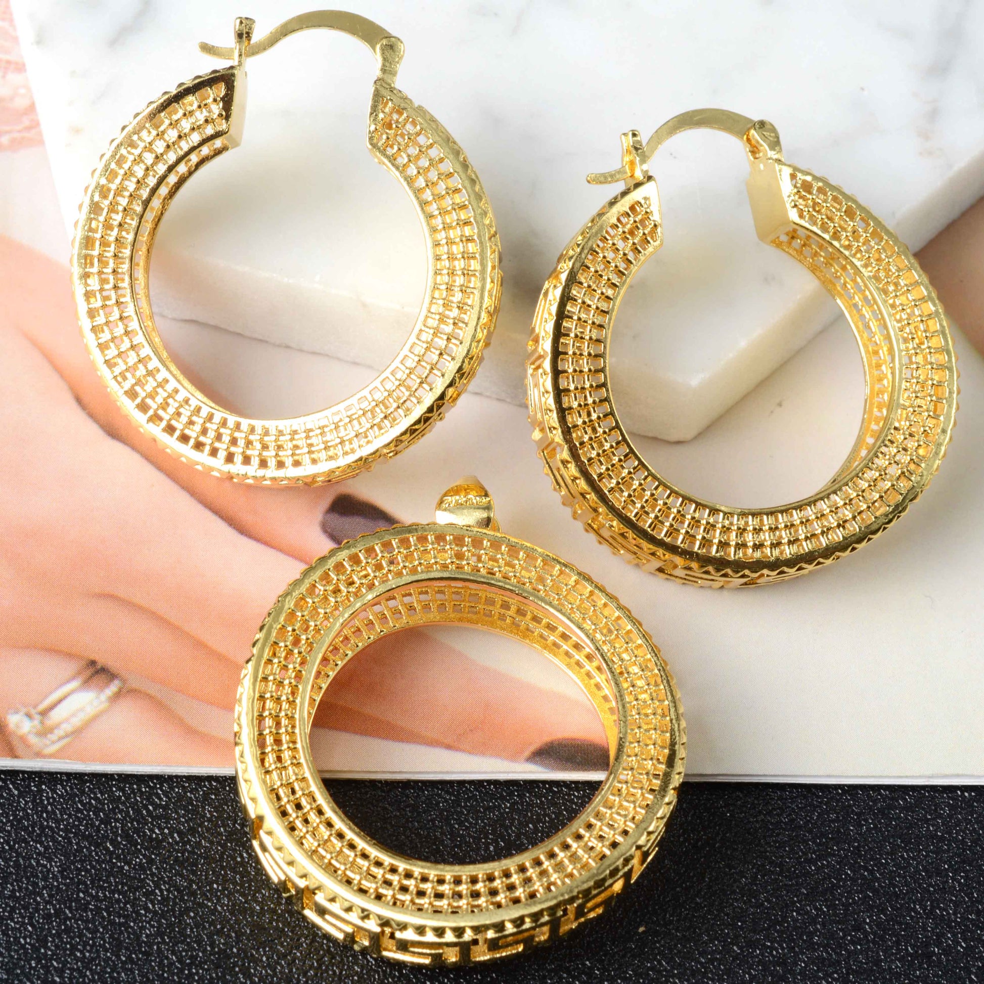 Gold Fashion Jewelry Copper Jewelry Sets For Women New Design Necklace Earrings Pendant High Quality Trendy Gift