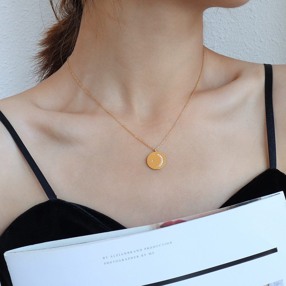 Gold necklace 40 5cm New Stainless Steel Gold Pendant Necklace for Women Girls Vintage Round Disc Moon Shape Simple Necklace Jewelry Gift