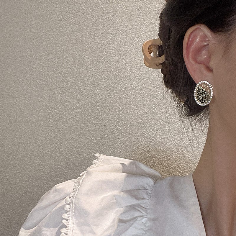 Gold New Metal Oval Rose Flower Hollow Vintage Stud Earrings Elegant Zircon Women Fashion Temperament Jewelry