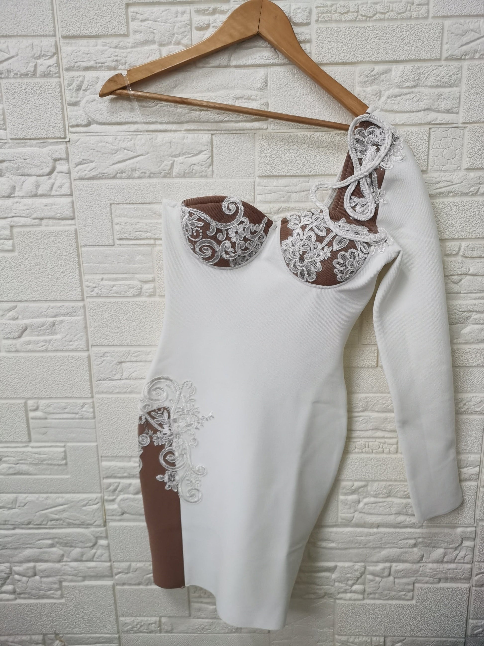 H1131 New Arrivals High Quality One Shoulder Bodycon Dresses Club Party Dress Sexy