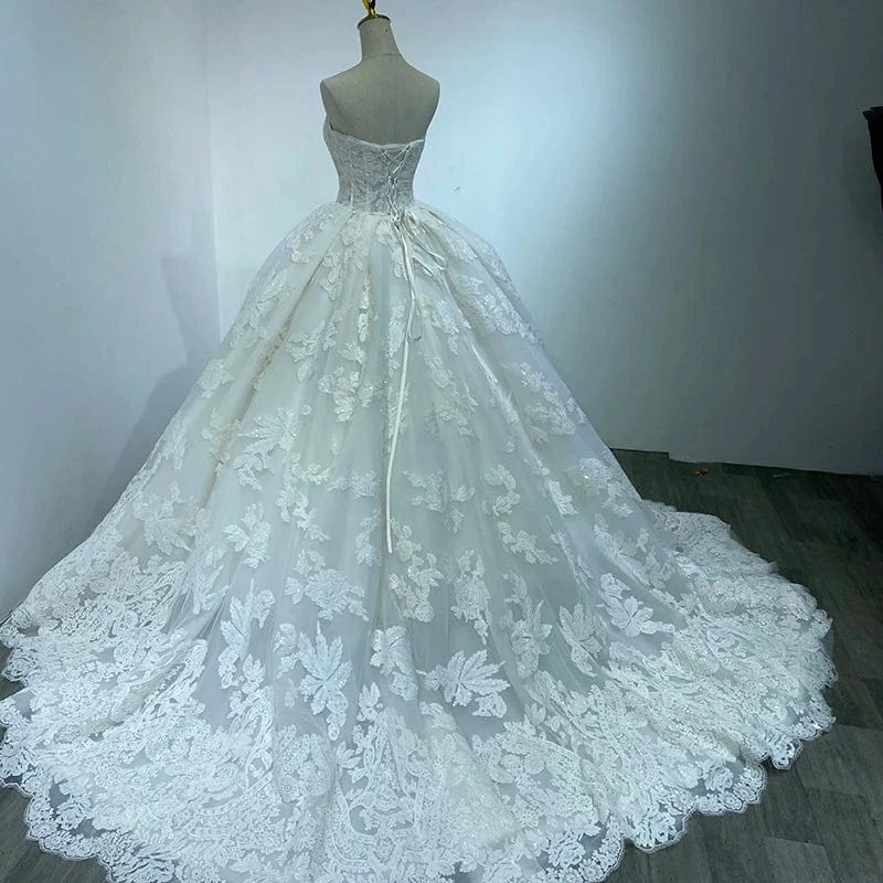 Handmade Strapless Princess Lace Ball Gown Cathedral Train Wedding Dress Wm29