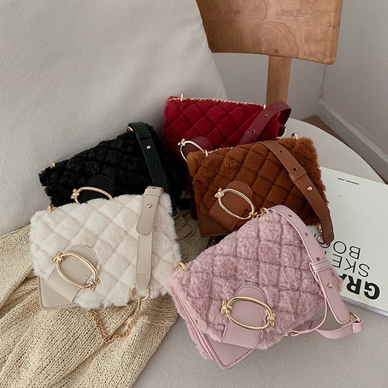 High Quality Winter Fashion Chain Shoulder Purses Small Flap Crossbody Bags for Women Soft Plush Handbags