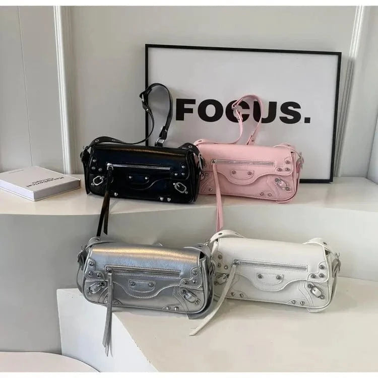 High Street Vintage Handbag Women New Rivet Large Capacity Casual Crossbody Bags Ladies Moto Biker Black Messenger Bag