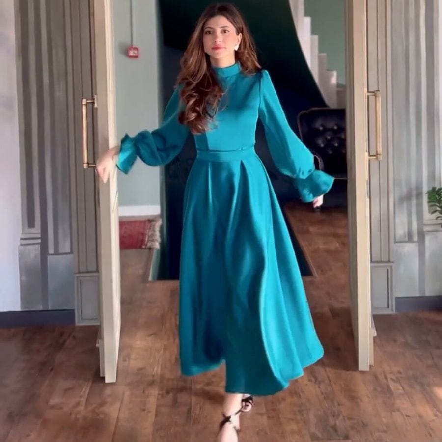 In stock 2023 Women's Dress Elegant Lotus Leaf Long Sleeve Standing Neck High Waist ruffled dress