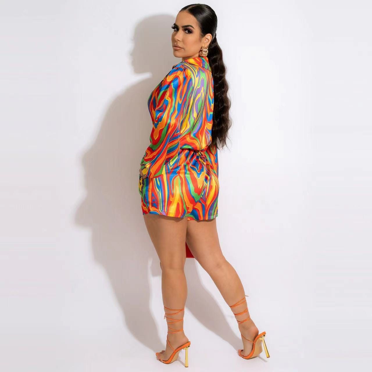 J&H 2023 new arrivals colorful printed long sleeve shirts shorts women fashion fall clothes casual streetwear