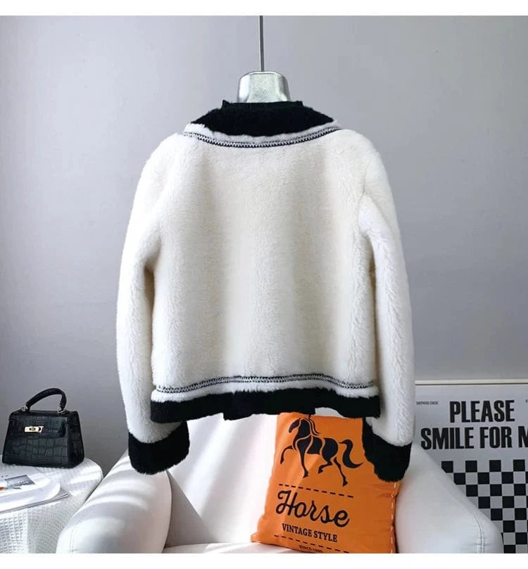 JT3201 Hot Sale Lady Girl Sheep Shearling Warm Coats Female Women Lamb Wool Fur Overcoat Winter Short Jacket